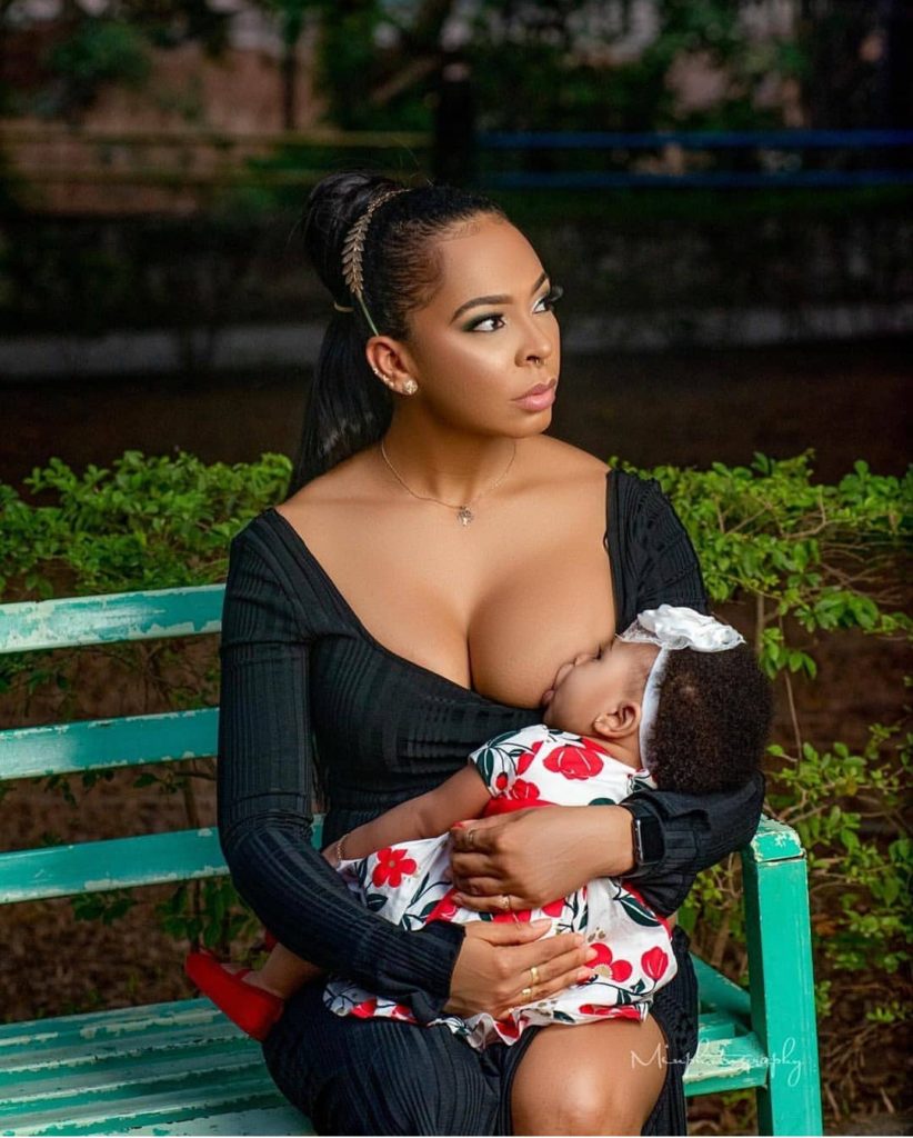 Tboss breastfeed her baby